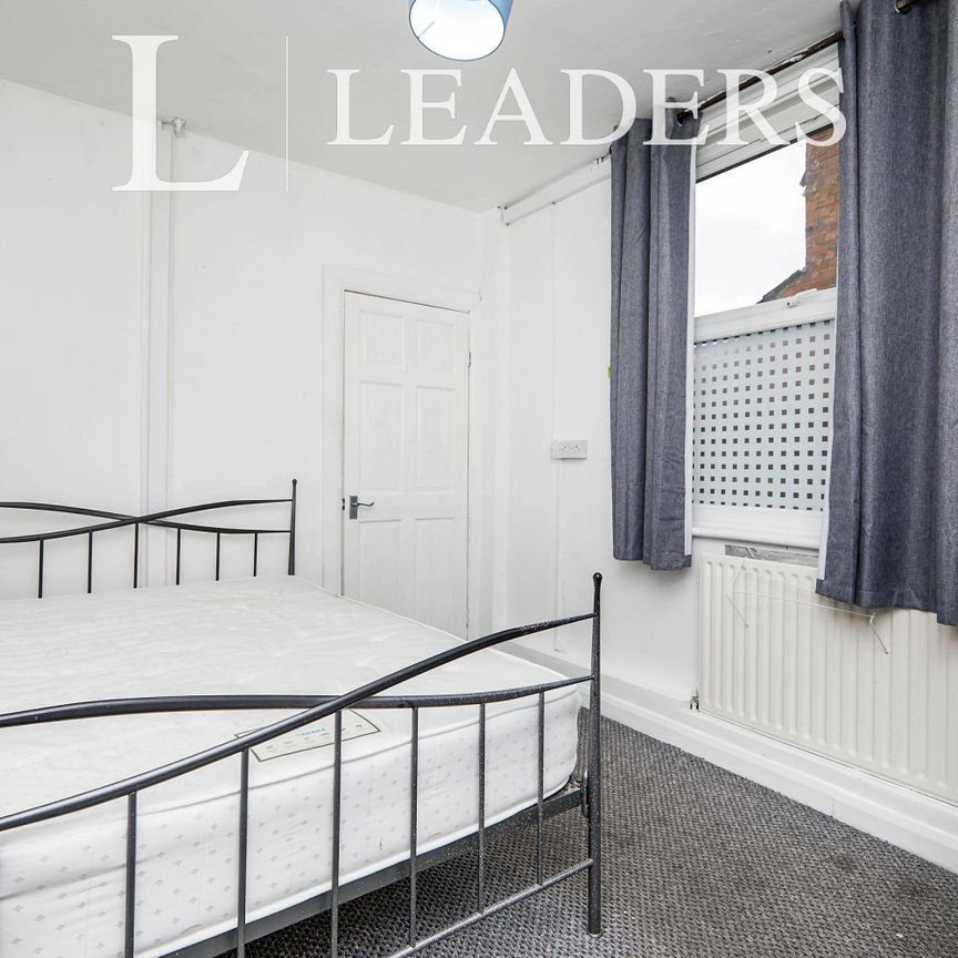 Gedling Grove, NG7 - Photo 1