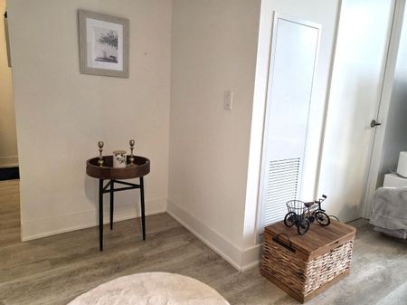 For Lease - 185 Deerfield Road Unit# 105, Newmarket, Ontario - Photo 4