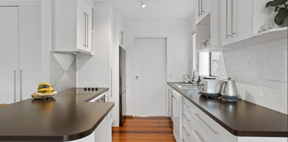 3/2279 Gold Coast Highway, Mermaid Beach QLD 4218 - Apartment For Rent | Domain - Photo 2