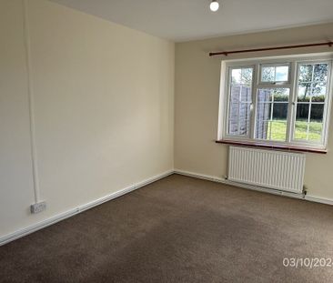 Church Road, Hedenham, Bungay - Photo 2