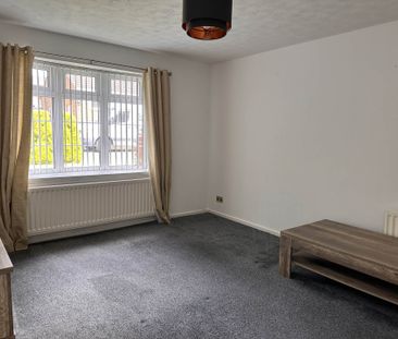 Price £825 pcm - Available Now - Unfurnished - Photo 6