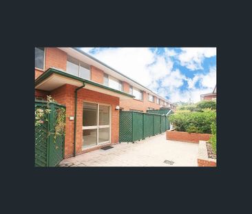 Spacious Two-Bedroom Unit with Bush Views & Courtyard - Photo 1
