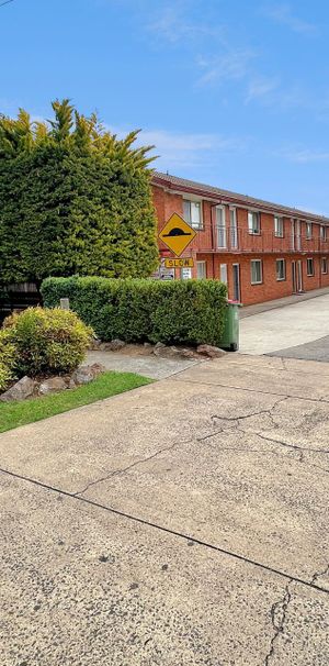 57/22 Mowatt Street, Queanbeyan - Photo 1