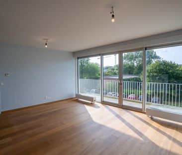 Appartement te huur - Photo 1