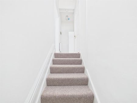 Garston Old Road, Liverpool, 2 bedroom, Apartment - Photo 2