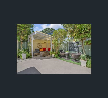 1/8 Parkridge Dr, Molendinar, Qld 4214 - Photo 2