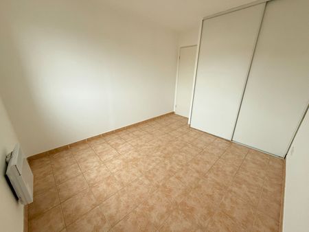 Location appartement 3 pièces, 57.00m², Nîmes - Photo 2