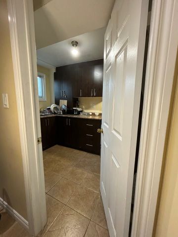 For Lease - 4 Lonestar Crescent Unit# Basement, Brampton, Ontario - Photo 4