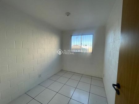Apartamento com 2 quartos e 48m² para alugar em Olaria, Canoas. - Photo 4