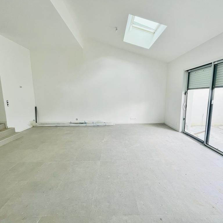 Location Maison 5 pièces 116m² PONT ST MARTIN 44860 - Photo 1