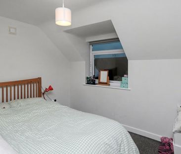 Maple Road, Surbiton, KT6 - Photo 2