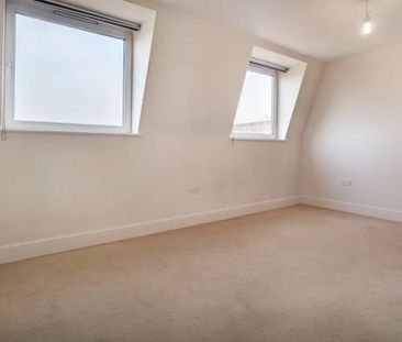 1 Bedroom - Photo 3