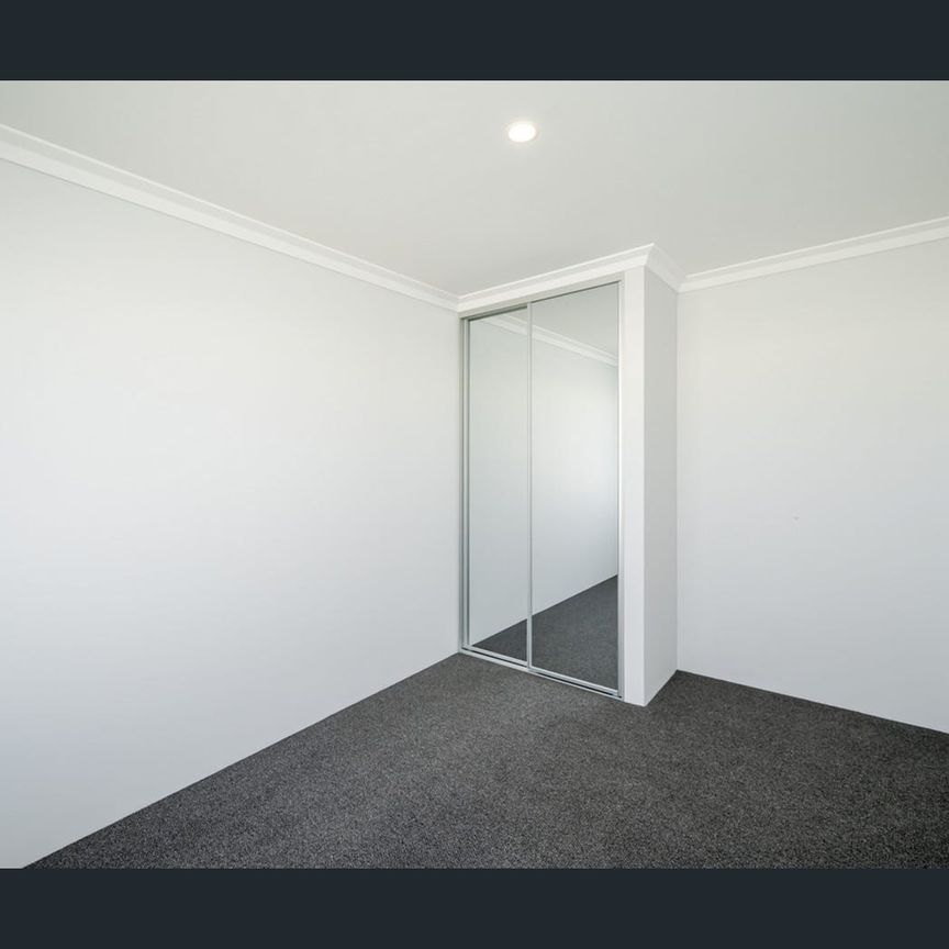 6 Parktree Avenue, Yanchep, WA 6035 - Photo 1