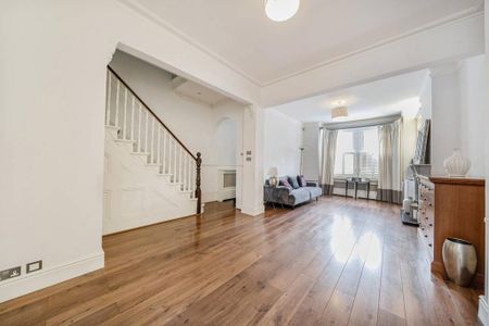 4 bedroom house to rent - Photo 3