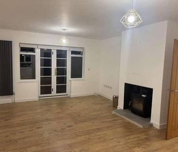 Pereers Close, Holt, NR25 - Photo 1