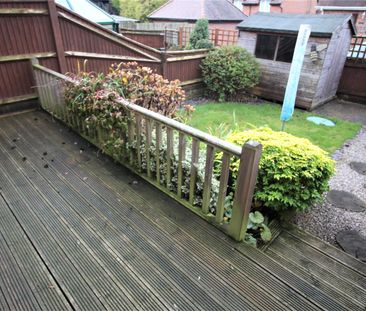 2 bedroom terraced house to rent - Photo 4