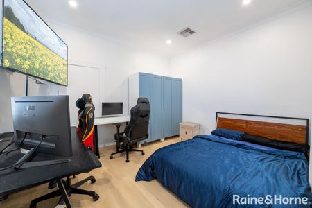 Charming 3-Bedroom Home for Lease in Five Dock - Photo 4