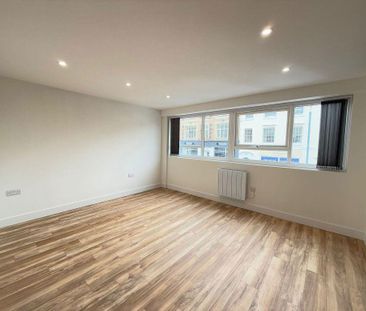 2 bedroom maisonette to rent - Photo 4