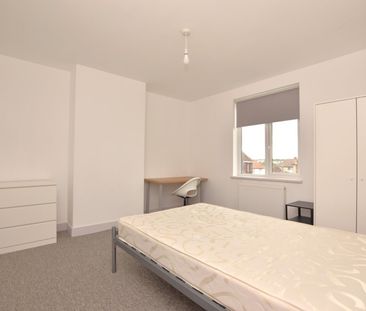 4 Bed Semi-Detached House, Northville Road, BS7 - Photo 4