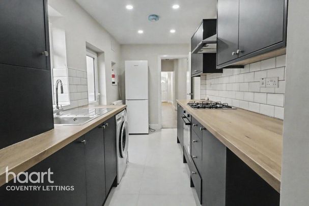 3 bedroom terraced house to rent - Photo 1