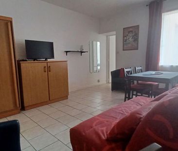 Location Appartement 2 pièces 28m² ROCHEFORT 17300 - Photo 4