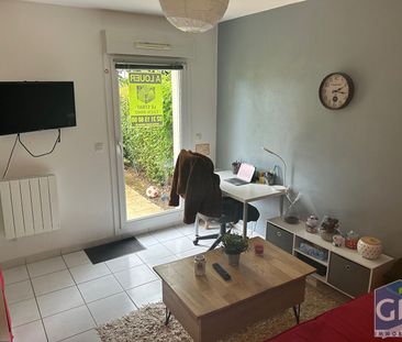 Location Appartement 2 pièces 26m² - Photo 2