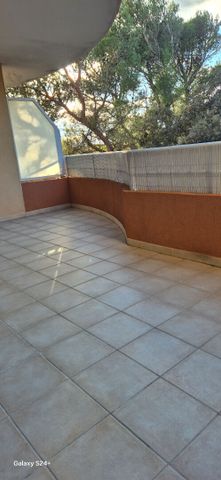 APPARTEMENT 3 PIÈCES- LES ANGLES, - Photo 3