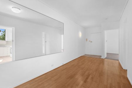 13/399 Toorak Road, South Yarra VIC 3141 - Apartment For Rent | Domain - Photo 4