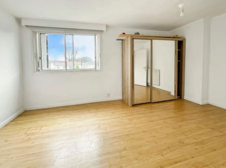 Location Appartement 3 pièces 64m² MONT DE MARSAN 40000 - Photo 2