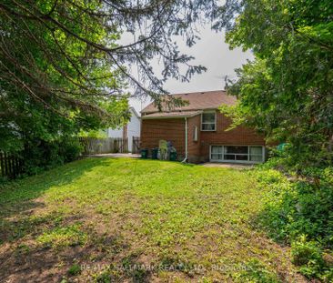 For Lease - 104 Highland Park (Main) Boulevard, Markham, Ontario - Photo 2