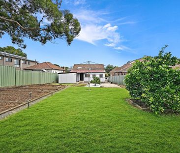 11 Irvine Crescent, Ryde NSW 2112 - House For Rent | Domain - Photo 5