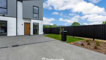 9 Beau Vite Lane, Wallaceville - Photo 3