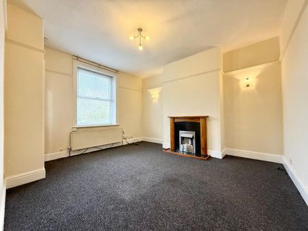 2 bedroom end of terrace house to rent - Photo 5