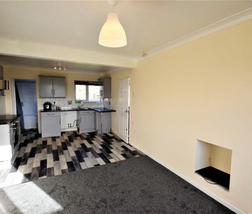 Thorpe Crescent, Horden, County Durham, SR8 4AD - Photo 2