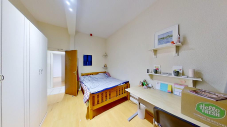 2 bedroom ground floor flat to rent - Photo 3