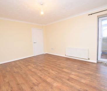 Wallace Road, Colchester, Essex, CO4 5GP - Photo 4