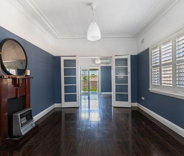 Charming Character Home with Elevated City Views - Photo 3