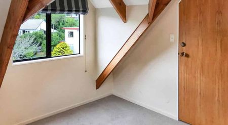 63 Makara Rd, Karori - Photo 4