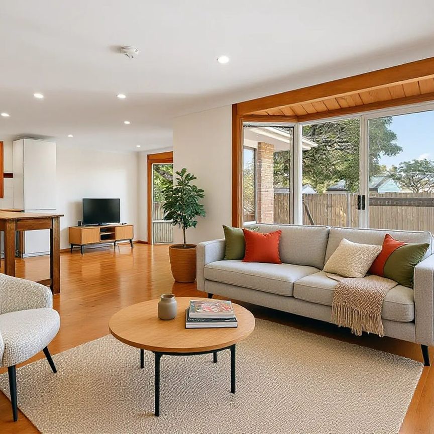 Private Family Home Moments from Manly Dam - Photo 1