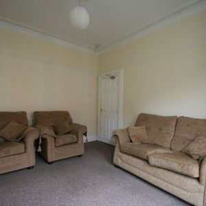 Norwood Terrace, Leeds - Photo 2