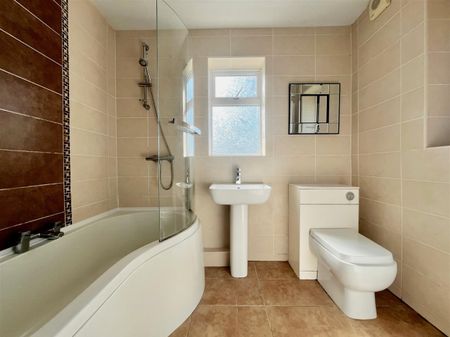 Millford, Leam Lane Estate, Gateshead - Photo 5