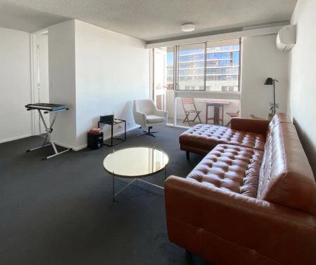 “Beachfront Bliss in the Heart of St Kilda – Just in Time for Summer! | FLARE REAL ESTATE” - Photo 3