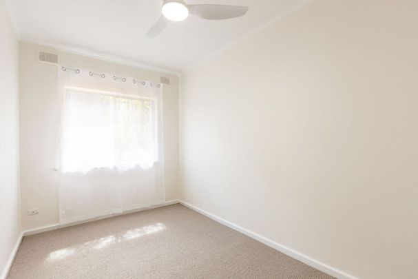 Stylish & Low-Maintenance Living Just Minutes from the City - Photo 1