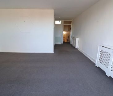 2 bedroom maisonette to rent - Photo 2