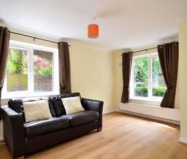 Caroline Place, Battersea, SW11 - Photo 5