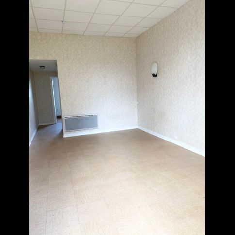 Location Appartement Studio 33 m² Saint-Benoît-du-Sault - Photo 1