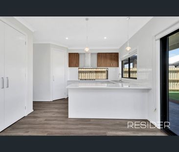 69 Curbridge Drive, Donnybrook, Vic 3064 - Photo 1