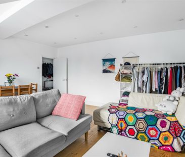 Mount Park Road, Ealing - Photo 2