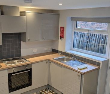 Portway, Ferryside, Carmarthenshire. - Photo 5