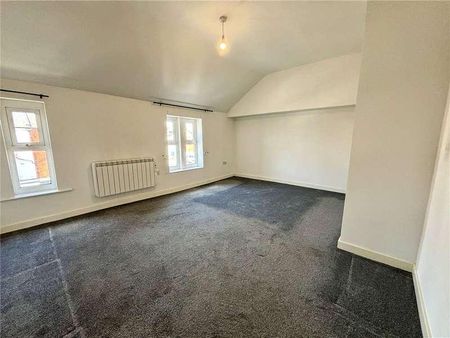 Wellingborough Road, Northampton, Northamptonshire, NN1 - Photo 5